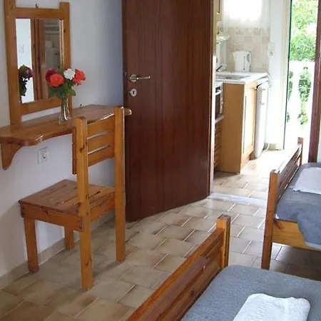 Lägenhet Anatoli Agios Stefanos Avliotes (Corfu)